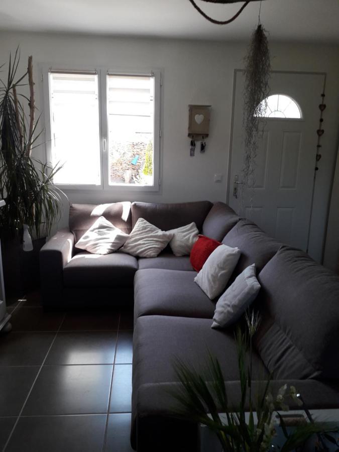 Ferienwohnung Chez isa Massilly Exterior foto